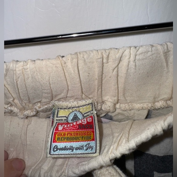 Vintage - Vintage Flour Sacks California Print Swan Skirt - Picture 4 of 4